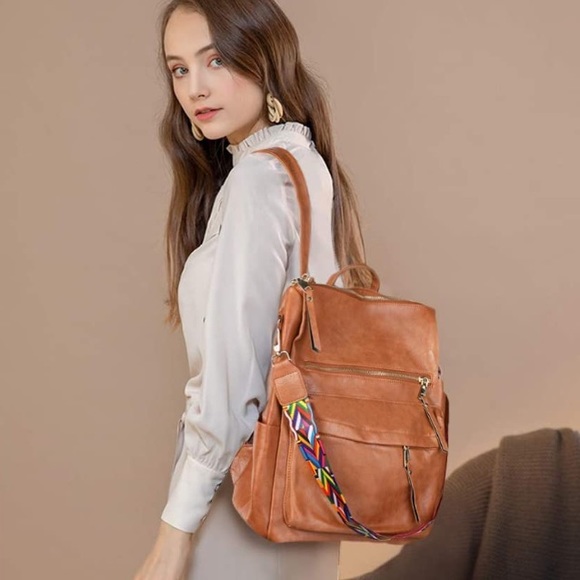 ‘LIMA’ Vegan Leather Backpack - Picture 2 of 6